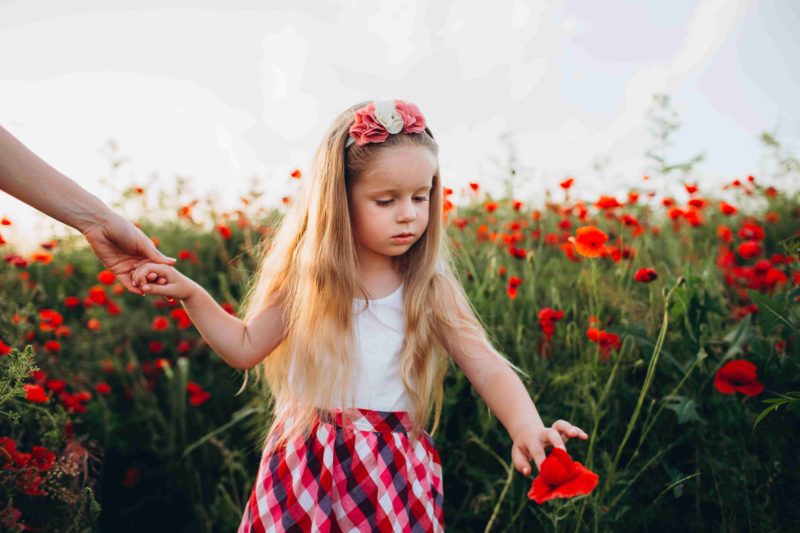 4 étapes pour accompagner les émotions fortes de l’enfant (selon Isabelle Filliozat)